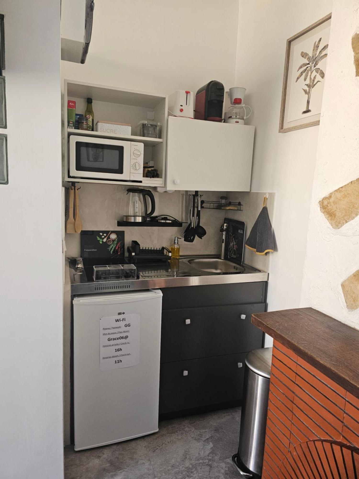 Studio 1 A La Trinite Proche De Nice, Monaco Et L'Italie Экстерьер фото